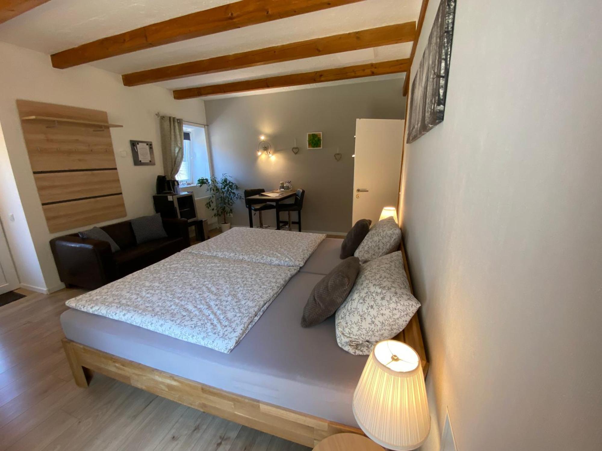 Grosses Doppelzimmer Mit Eigenem Bad Und Kuehlschrank, Frisch Saniert Friedrichskoog Extérieur photo