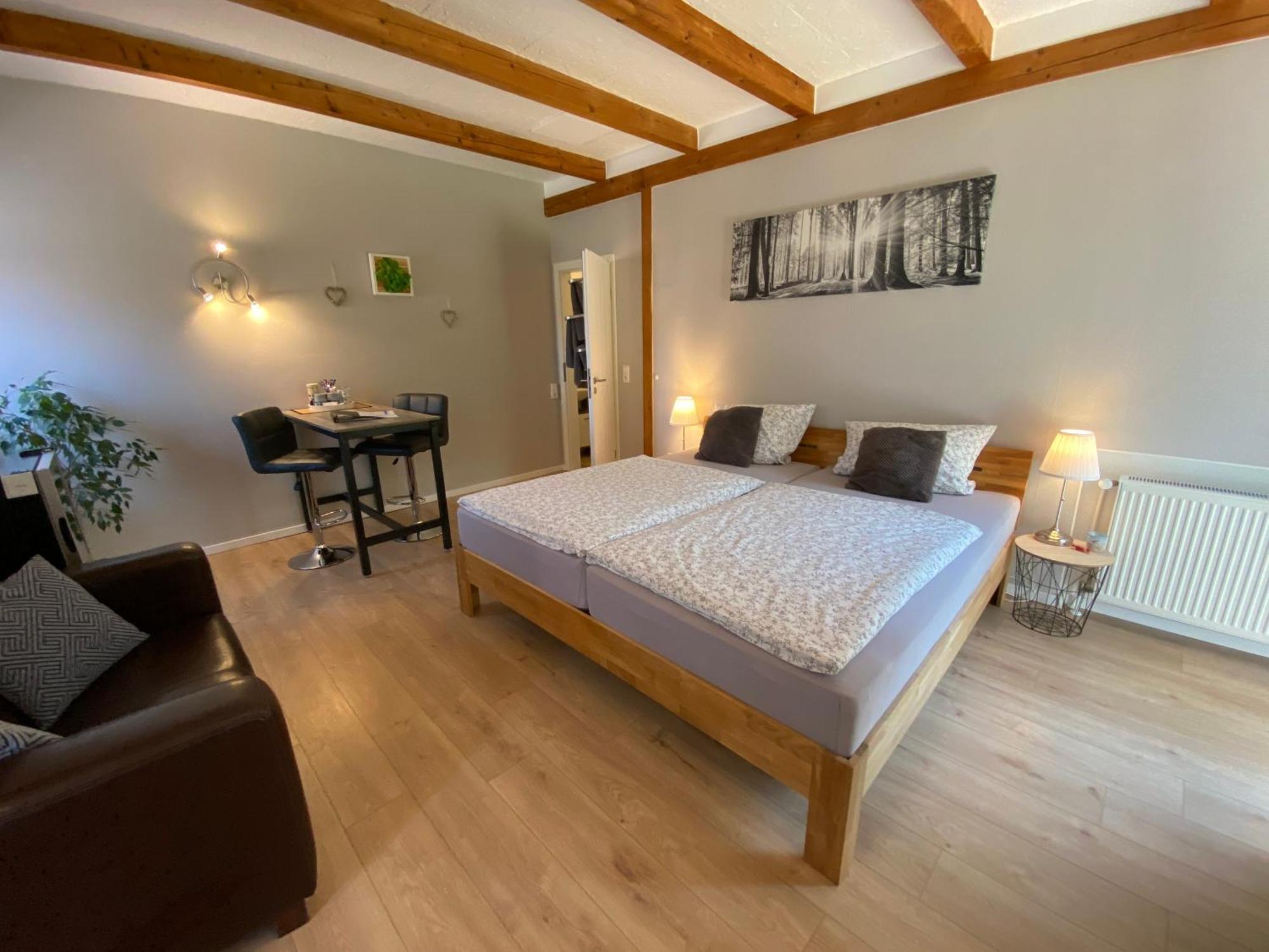 Grosses Doppelzimmer Mit Eigenem Bad Und Kuehlschrank, Frisch Saniert Friedrichskoog Extérieur photo