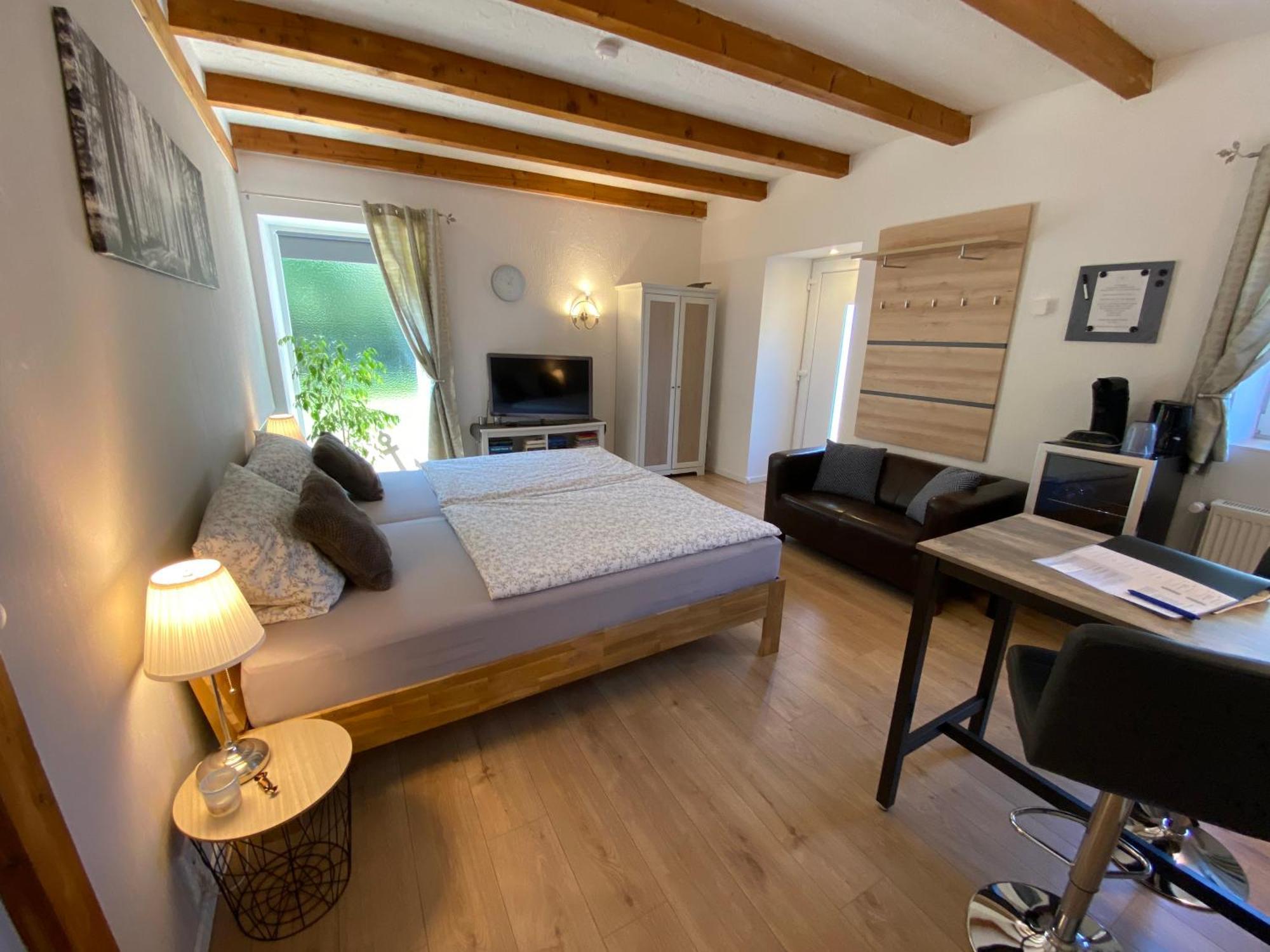 Grosses Doppelzimmer Mit Eigenem Bad Und Kuehlschrank, Frisch Saniert Friedrichskoog Extérieur photo